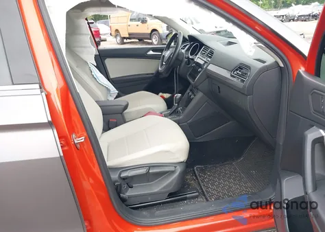 2019 Volkswagen Tiguan 2.0T Se/2.0T Sel/2.0T Sel R-Line/2.0T Sel R-Line Black z USA, uszkodzony, nr VIN 3VV2B7AX0KM131793